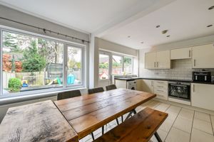 Kitchen/Diner- click for photo gallery